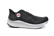 New Balance MVNGO V5 2E svart