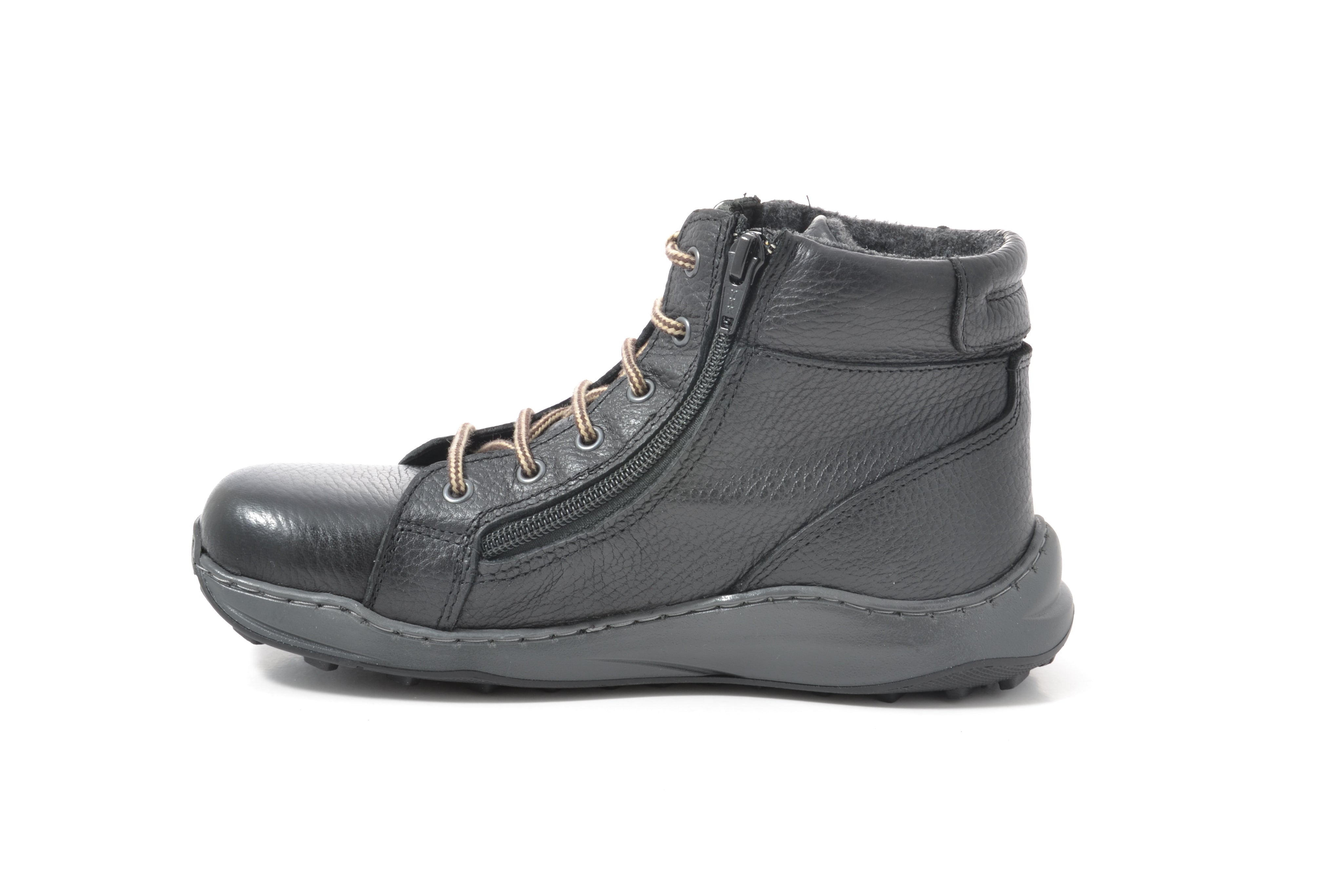 New-feet-262-18-2.jpg